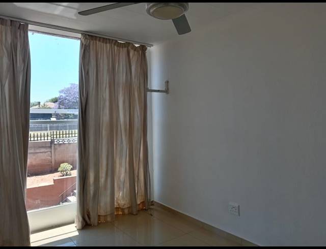 3 BEDROOM APARTMENT FOR SALE IN FLORIDA